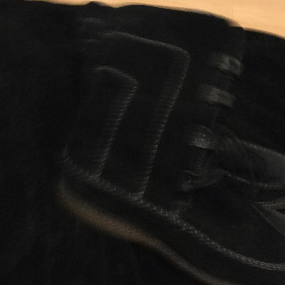 Boots - Picture 2 of 4